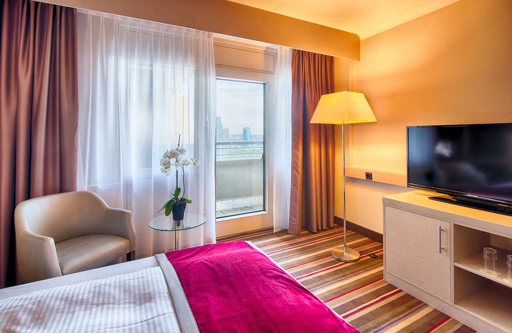 Leonardo Royal Hotel Frankfurt 54/88