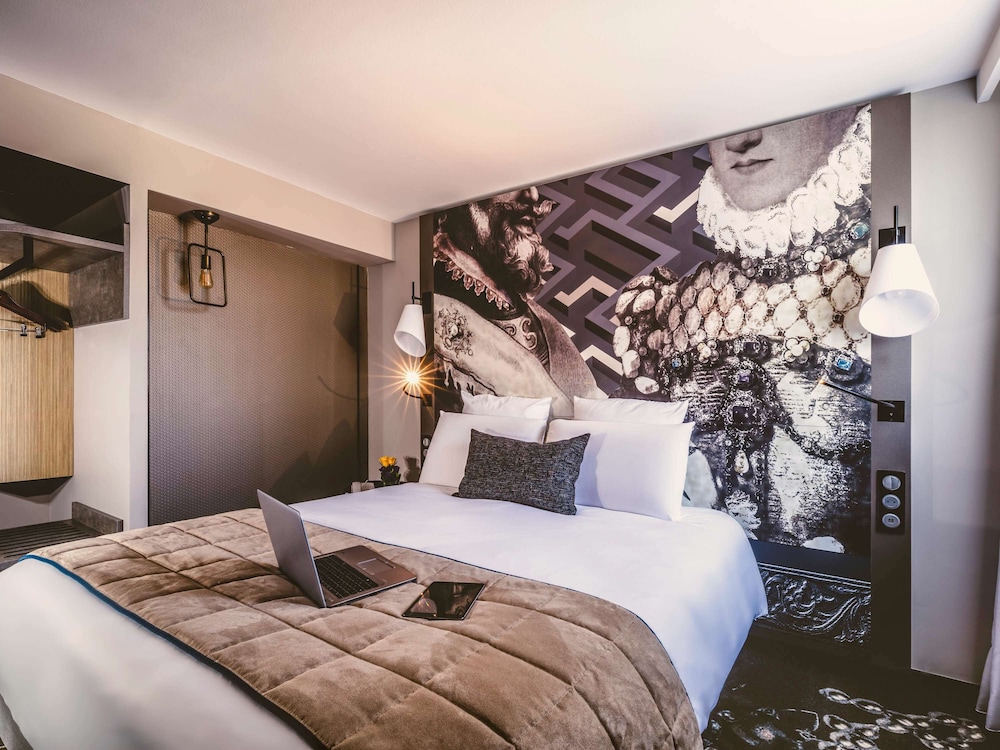 MERCURE PAU PALAIS DES SPORTS 5/67