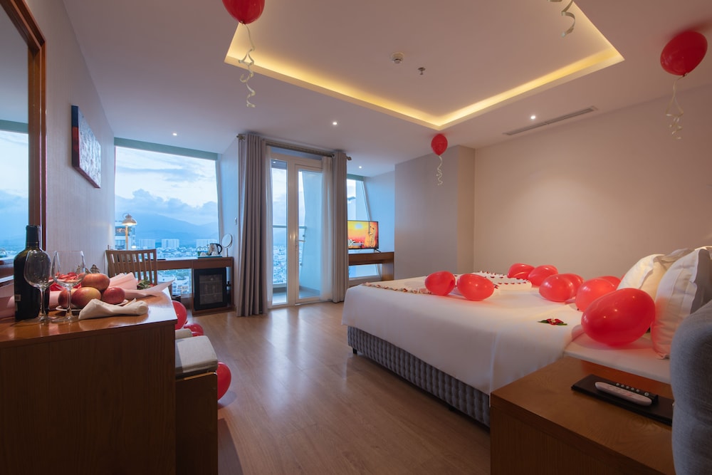 Les Cham Hotel 10/50
