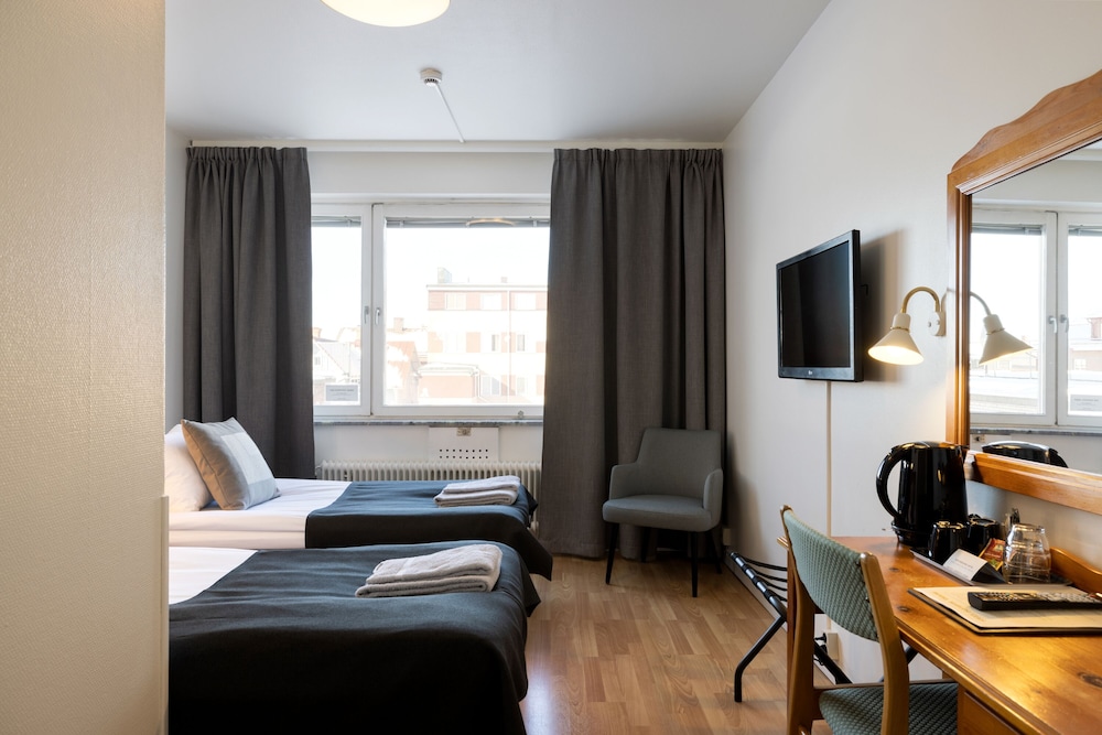 Hotel Bishops Arms Mora 20/44