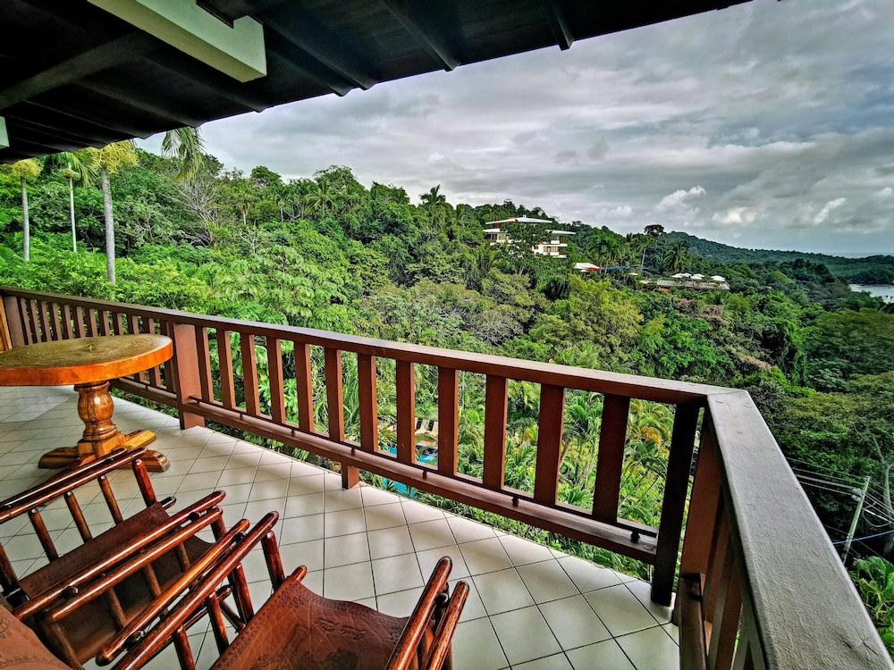 Hotel Costa Verde 6/50