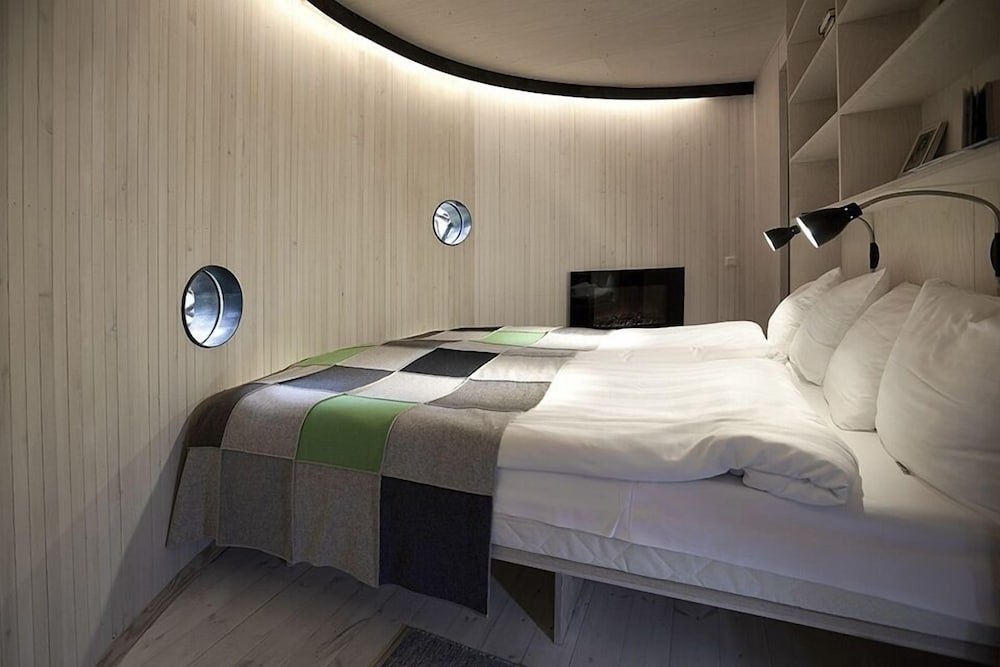 Treehotel (ex Brittas Pensionat) 6/39
