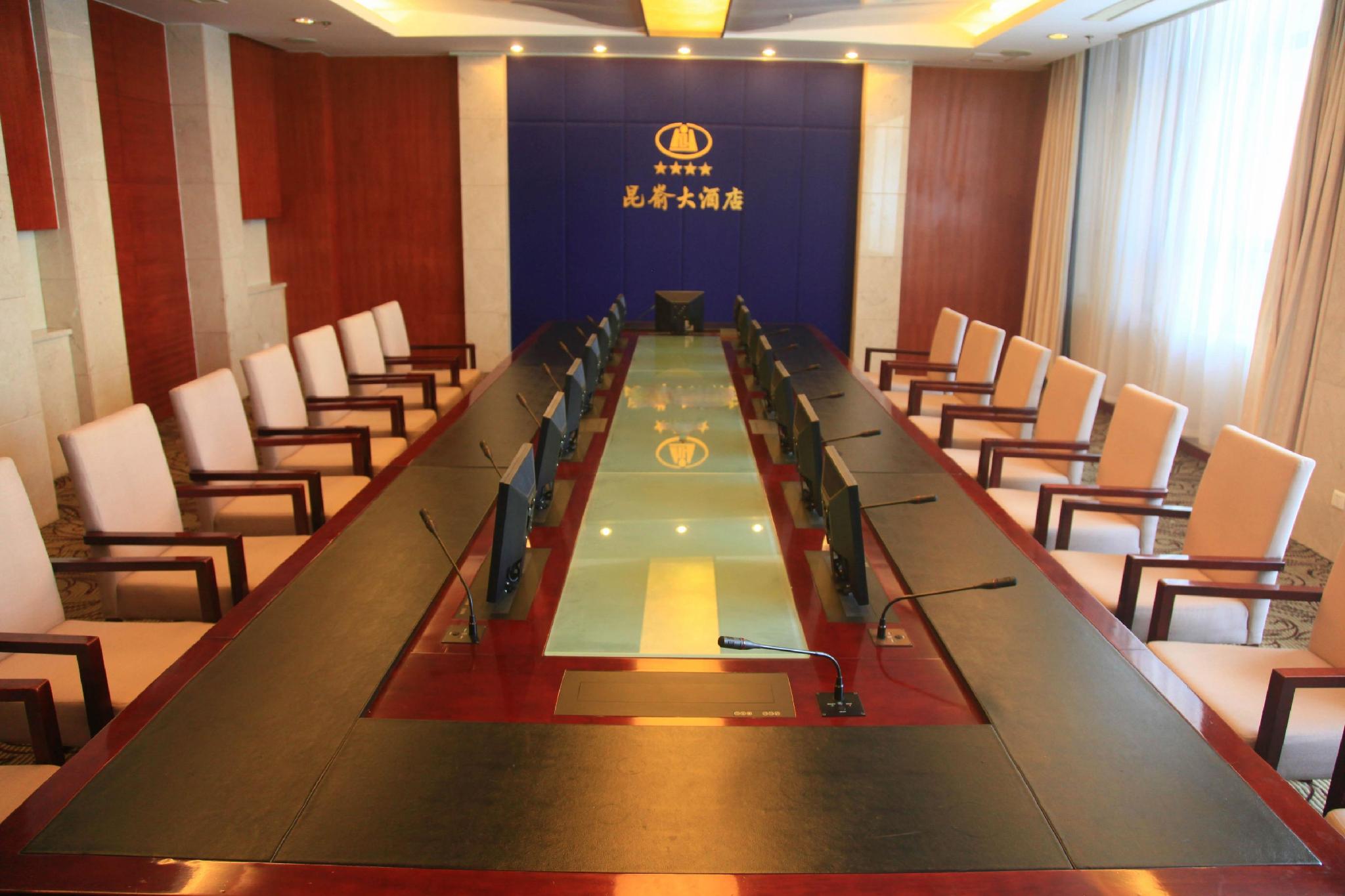 Kunyu Hotel 12/13