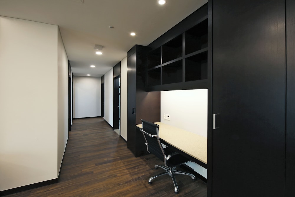 Orakai Insadong Suites 66/72