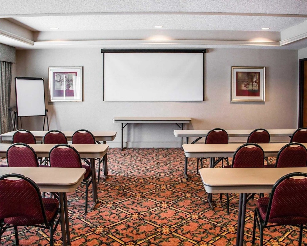 Comfort Suites Mcalester 42/46