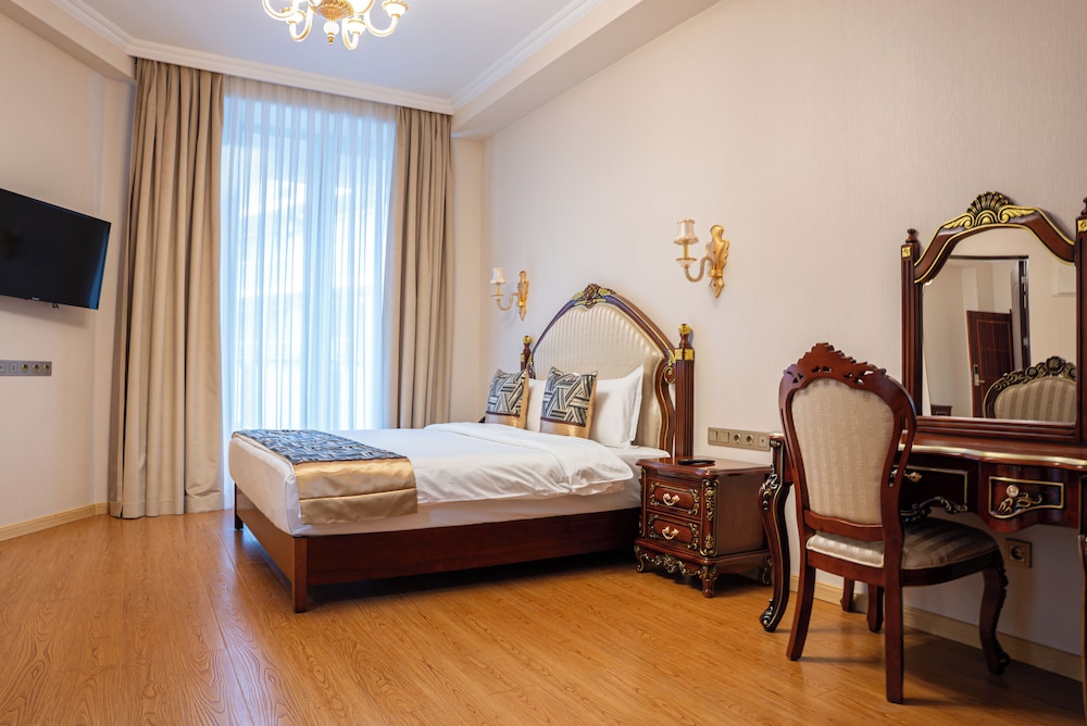 Panorama Lisi Grand Hotel 38/77