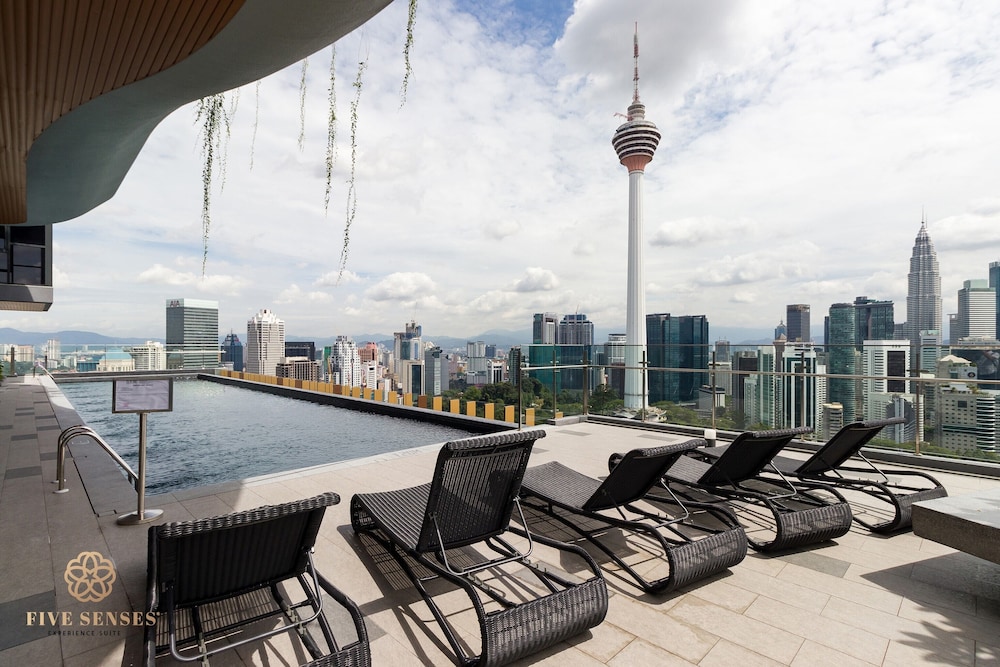 Ceylonz Suites by Five Senses 46/50