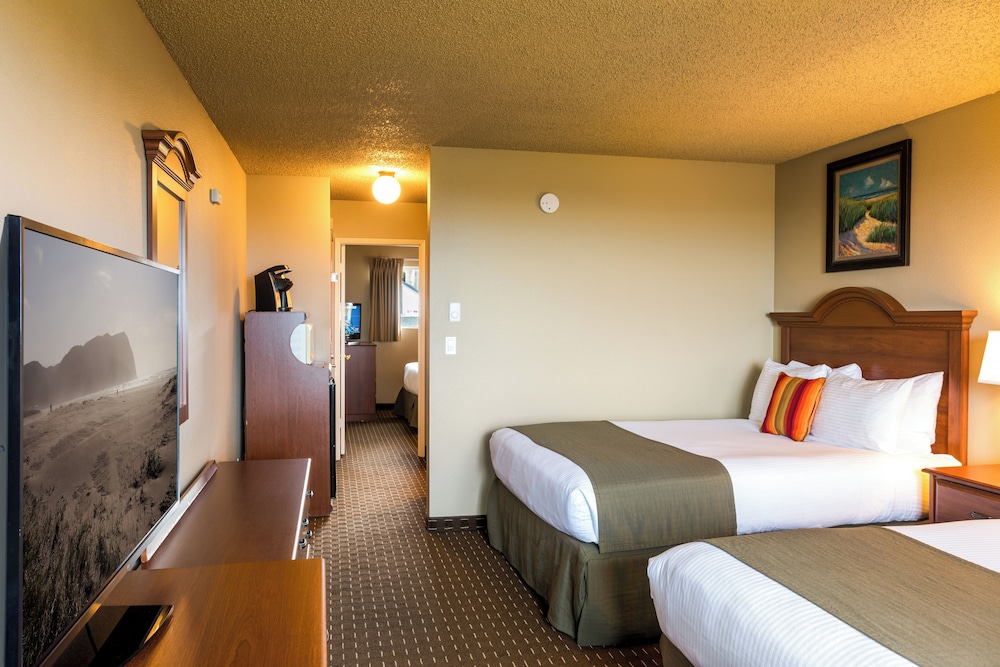 Ebb Tide Oceanfront Inn 32/73