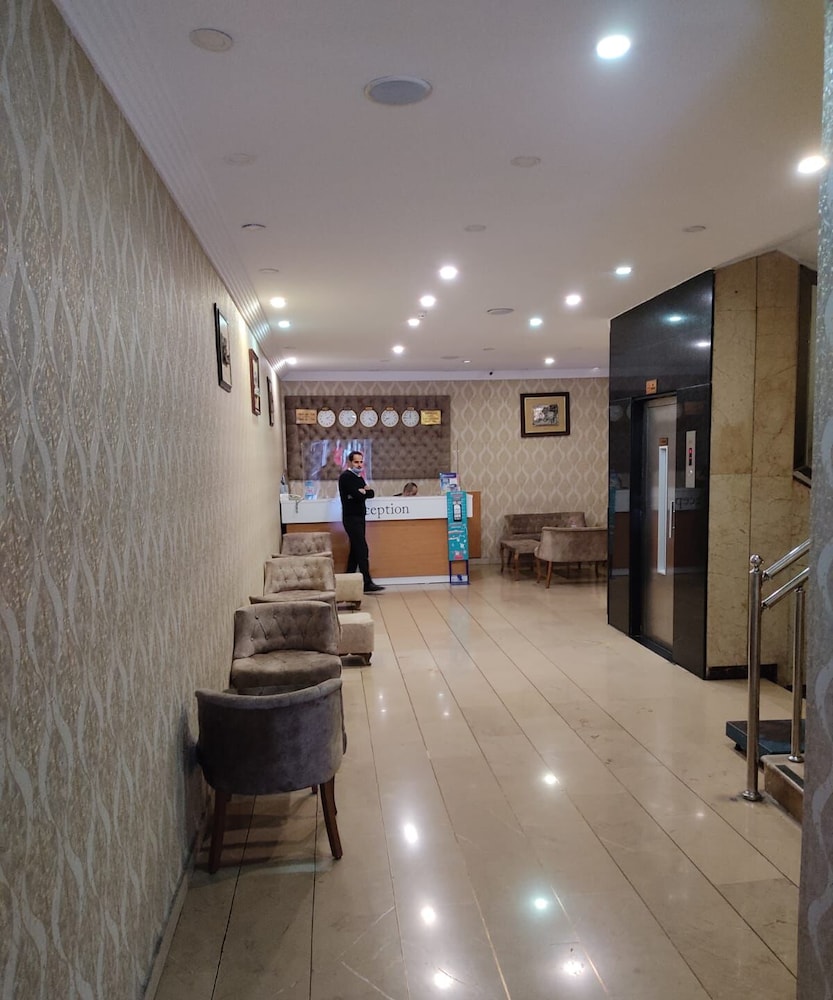 Dempa Hotel 10/42