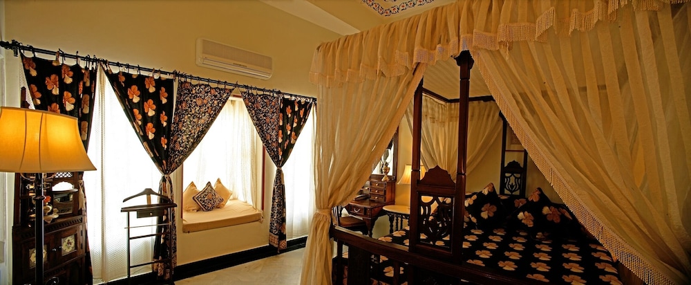 Udai Kothi 37/69
