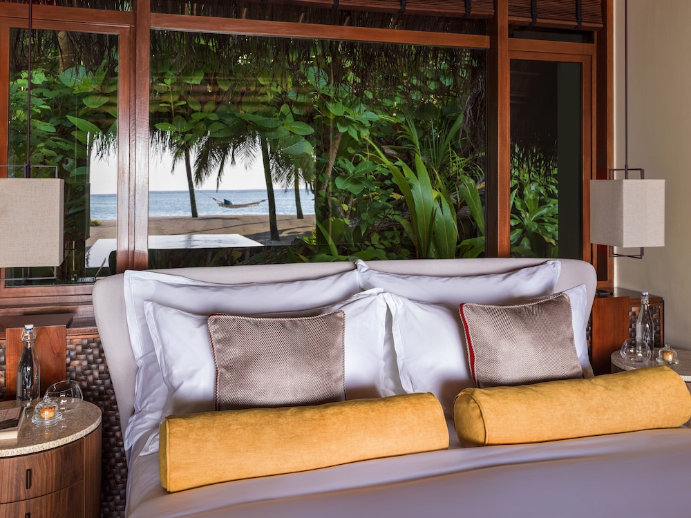 Beach Villa, King Bed, with Pool