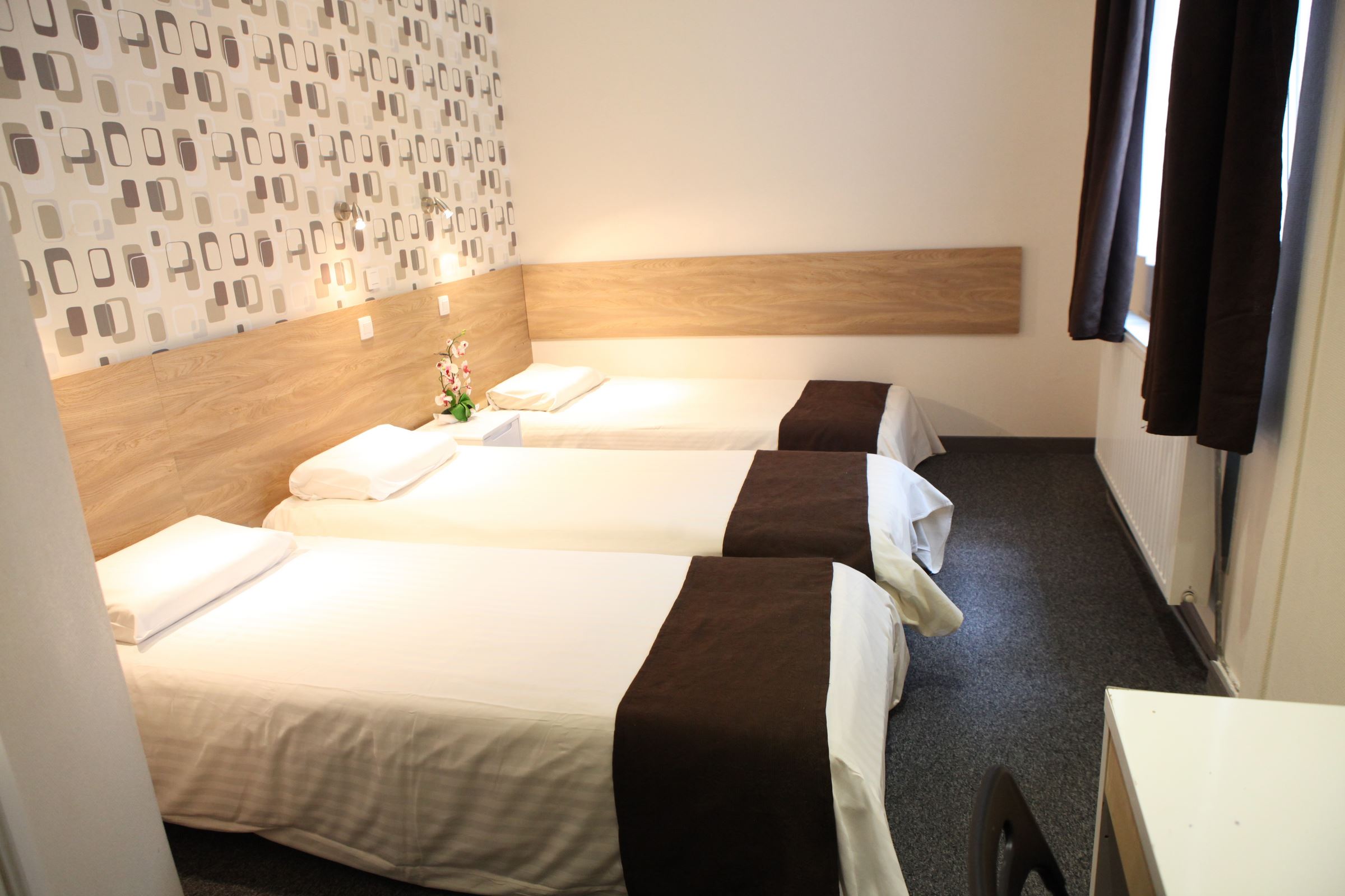 Sun Hotel 29/54