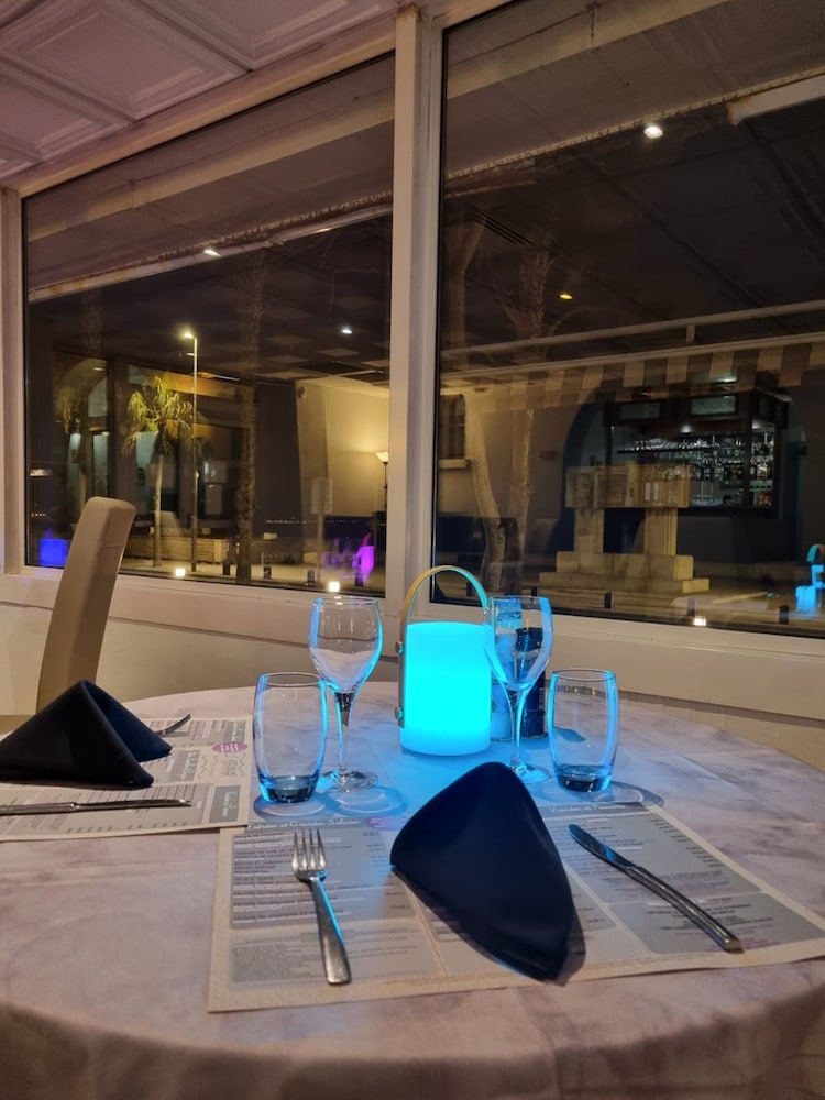 Hôtel Miramar 19/27