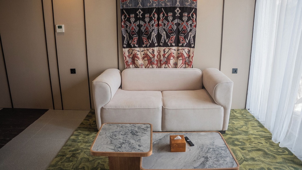 Myze Hotel Waingapu 19/35