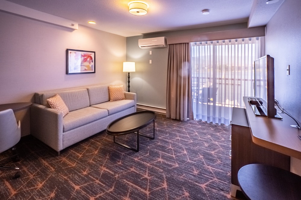 Holiday Inn Osoyoos 46/81