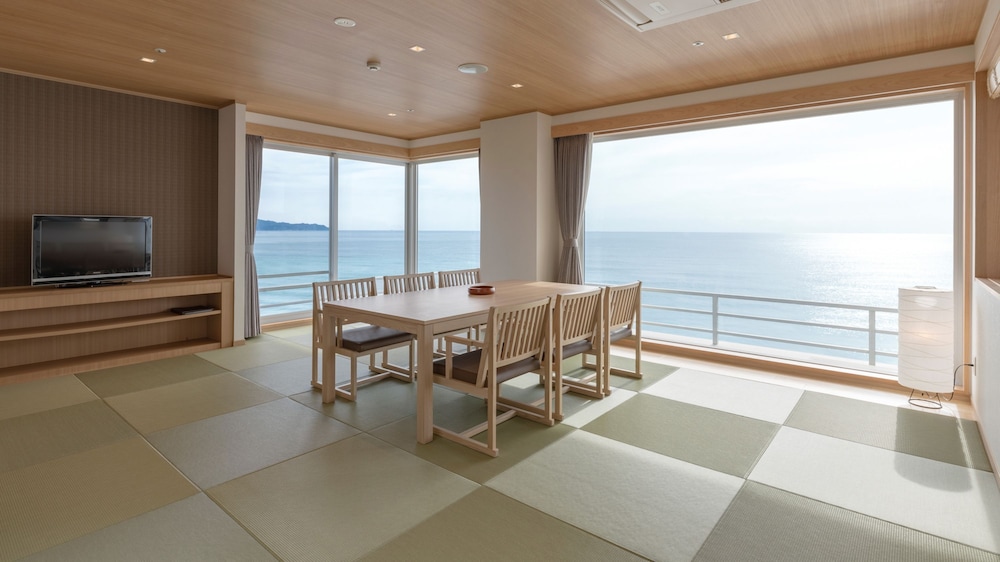 KAMOGAWA GRAND HOTEL 27/49