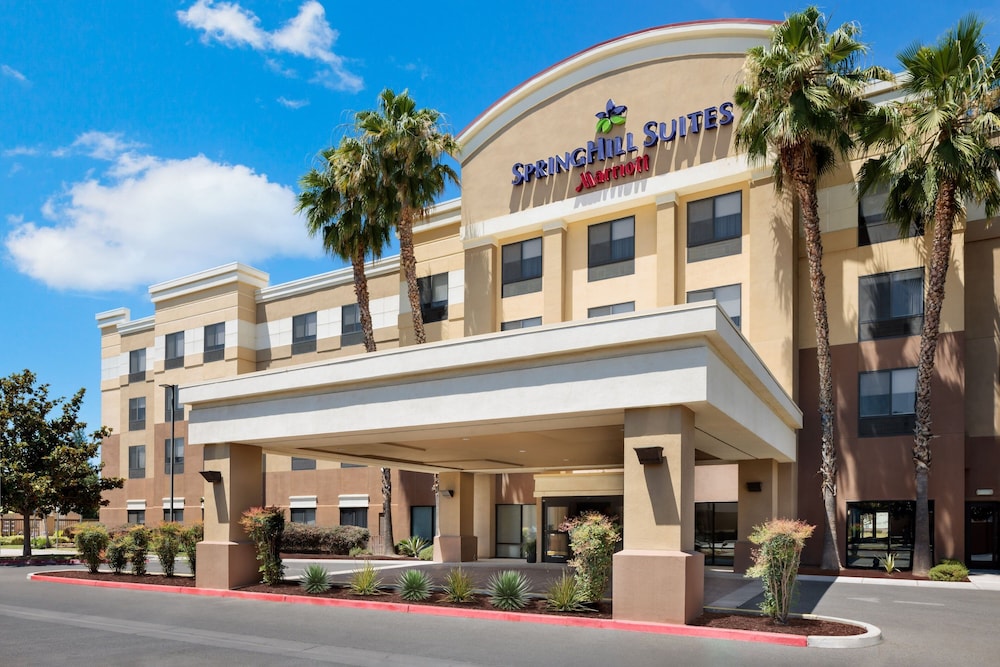 Springhill Suites Fresno in FRESNO - CA