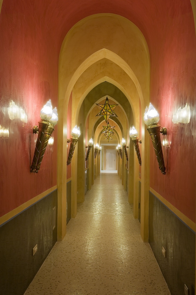 Manzi Hotel & Spa 74/77