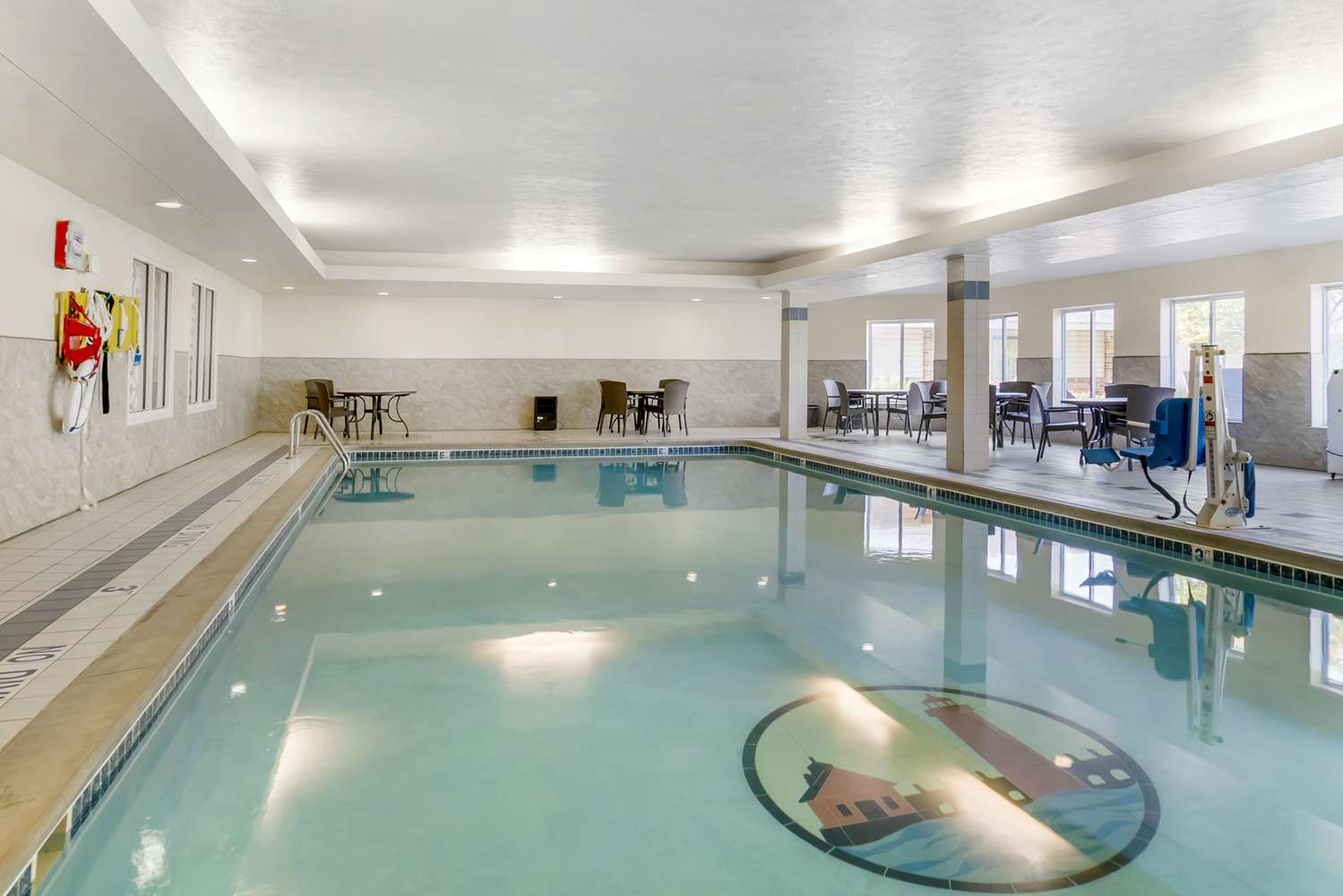 Best Western Beacon Inn 20/38