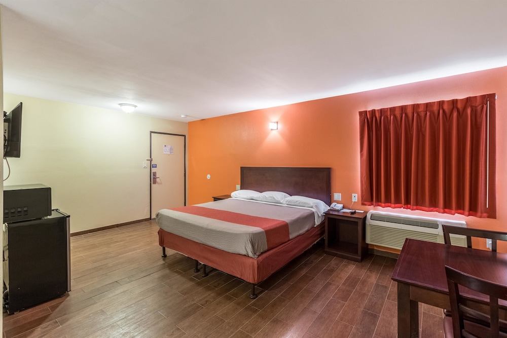 Motel6 Blythe, CA - South 13/71