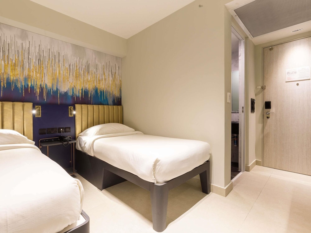 Ibis budget Singapore Gold 19/45