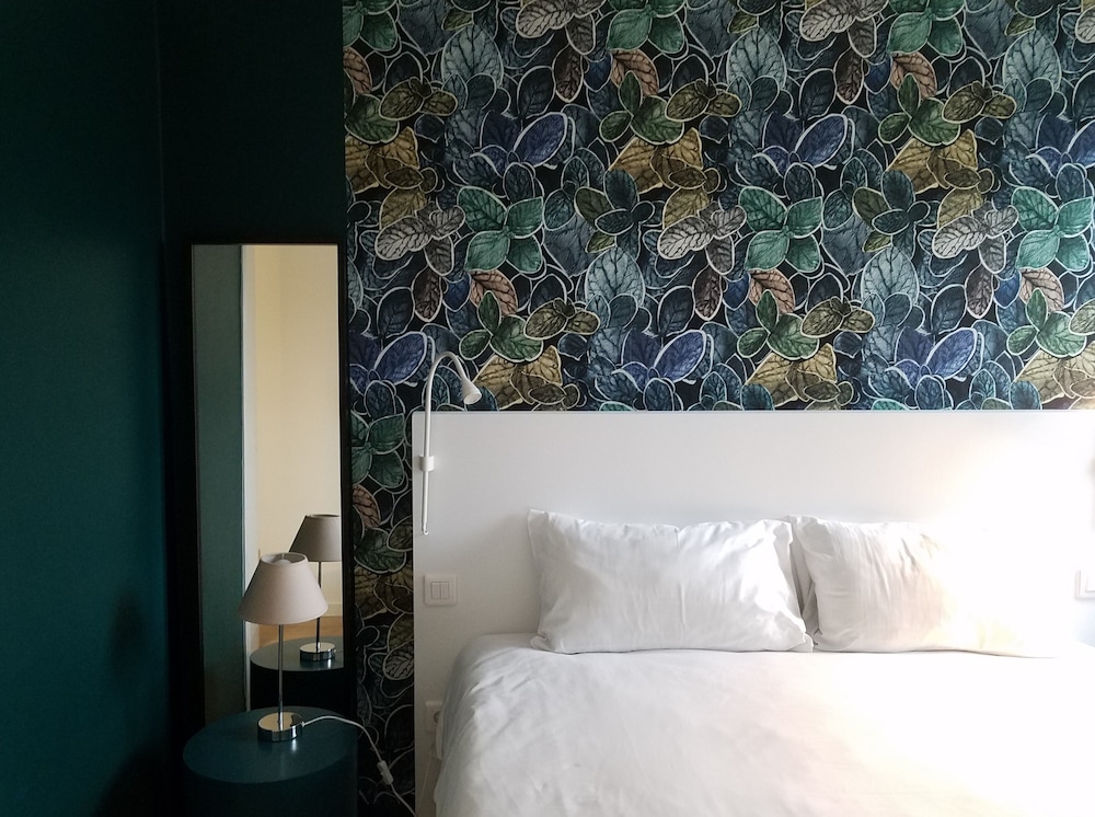 Brit Hotel Marseille Airport 20/50