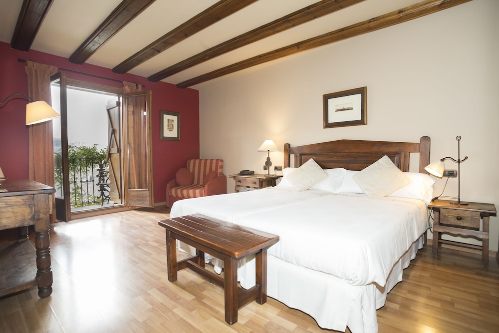 HOTEL CASA CORNEL 9/31