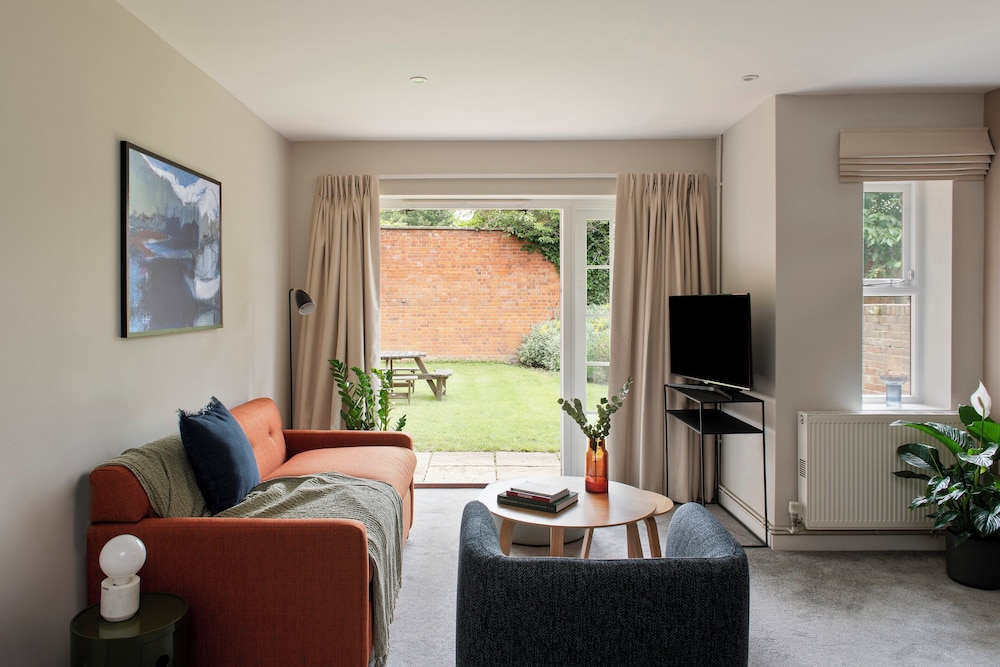 SACO Reading - Castle Crescent 42/64