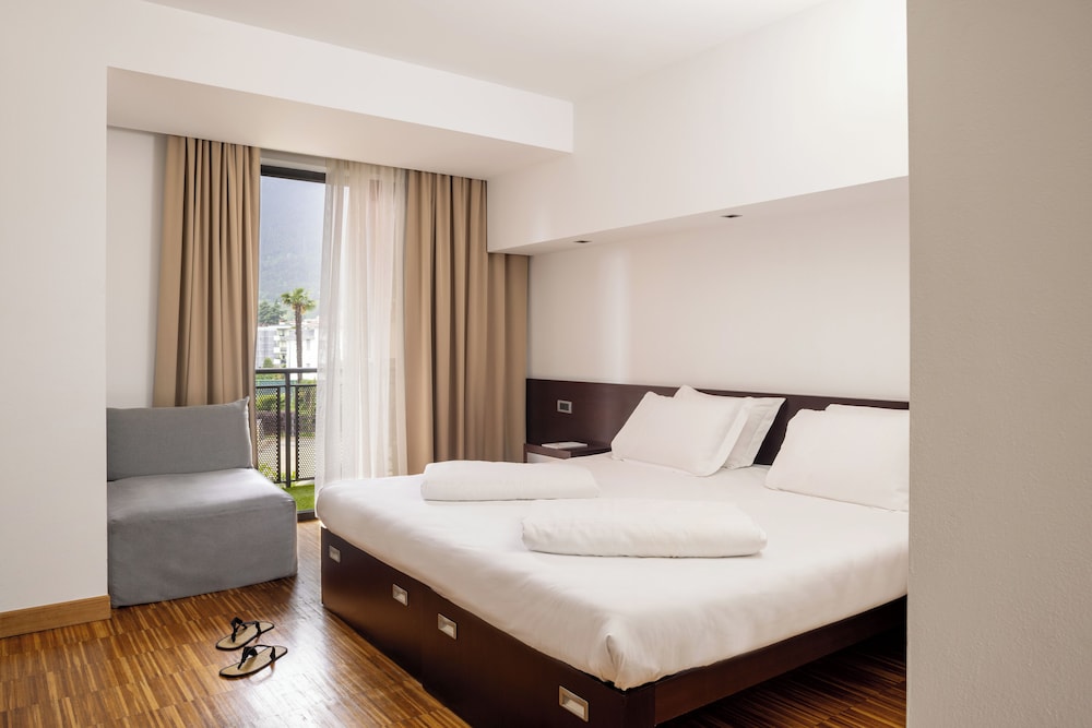 COMFORT, DOUBLE BED, BALCONY