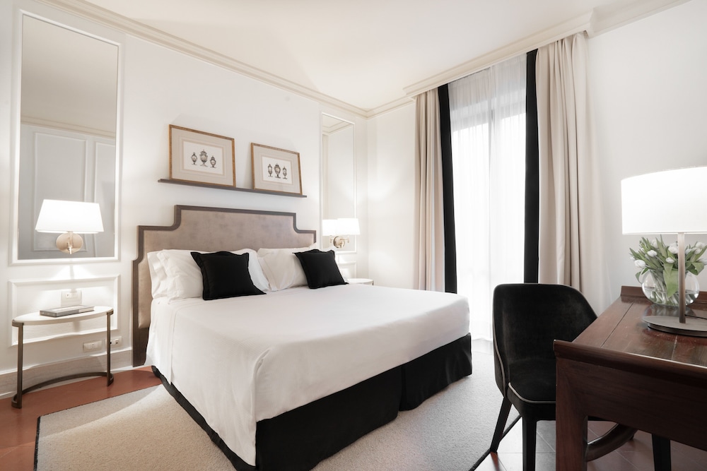 Superior, King Bed, Balcony