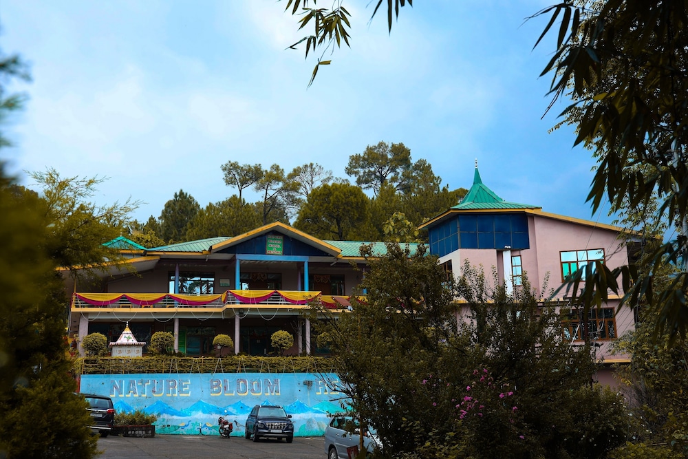 Nature Bloom Hotel And Resort 3/50