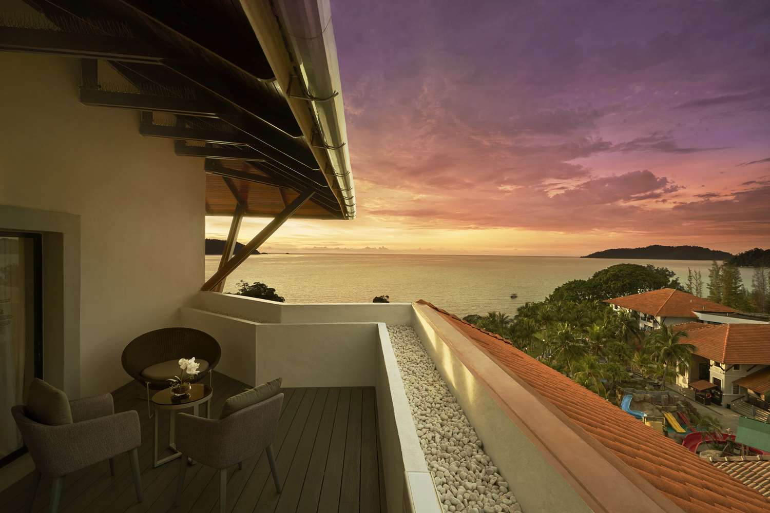 DoubleTree by Hilton Damai Laut Resort 27/29