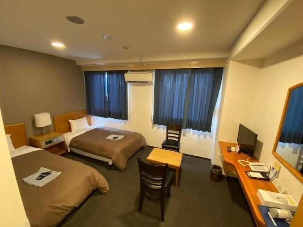 Hotel New Yutaka 16/32