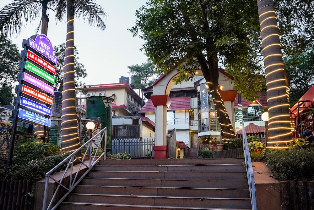 HOTEL KUMAR PLAZA 35/50