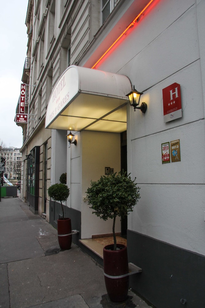 Hotel Des Trois Gares 43/48