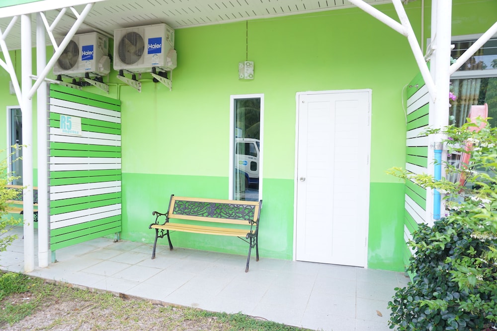 Go Green Resort 6/37