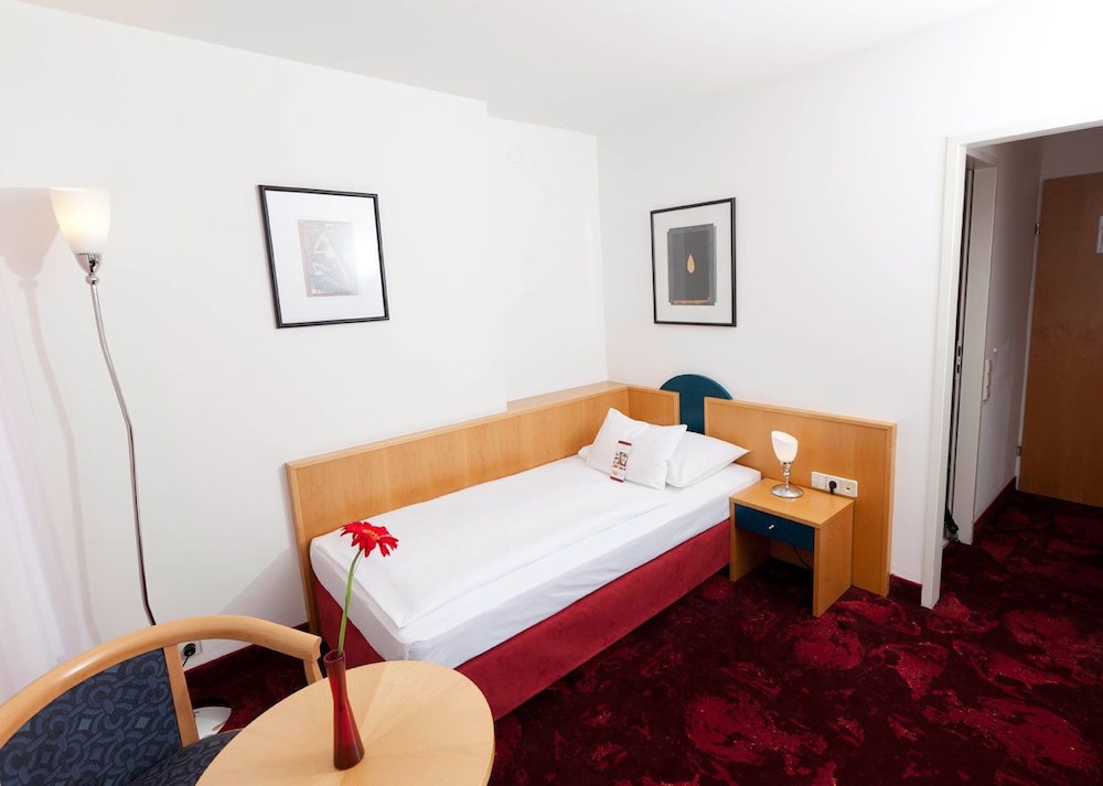 Hotel Boltzmann 18/47