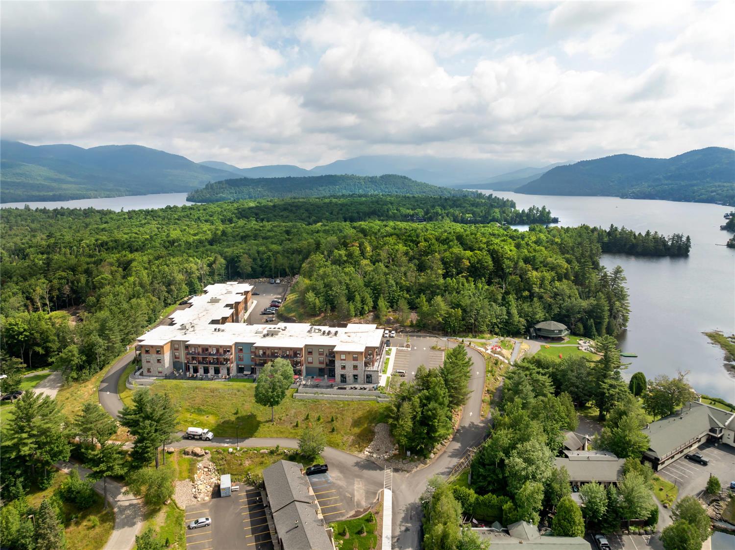 Cambria Hotel Lake Placid - Lakeside Resort 24/26
