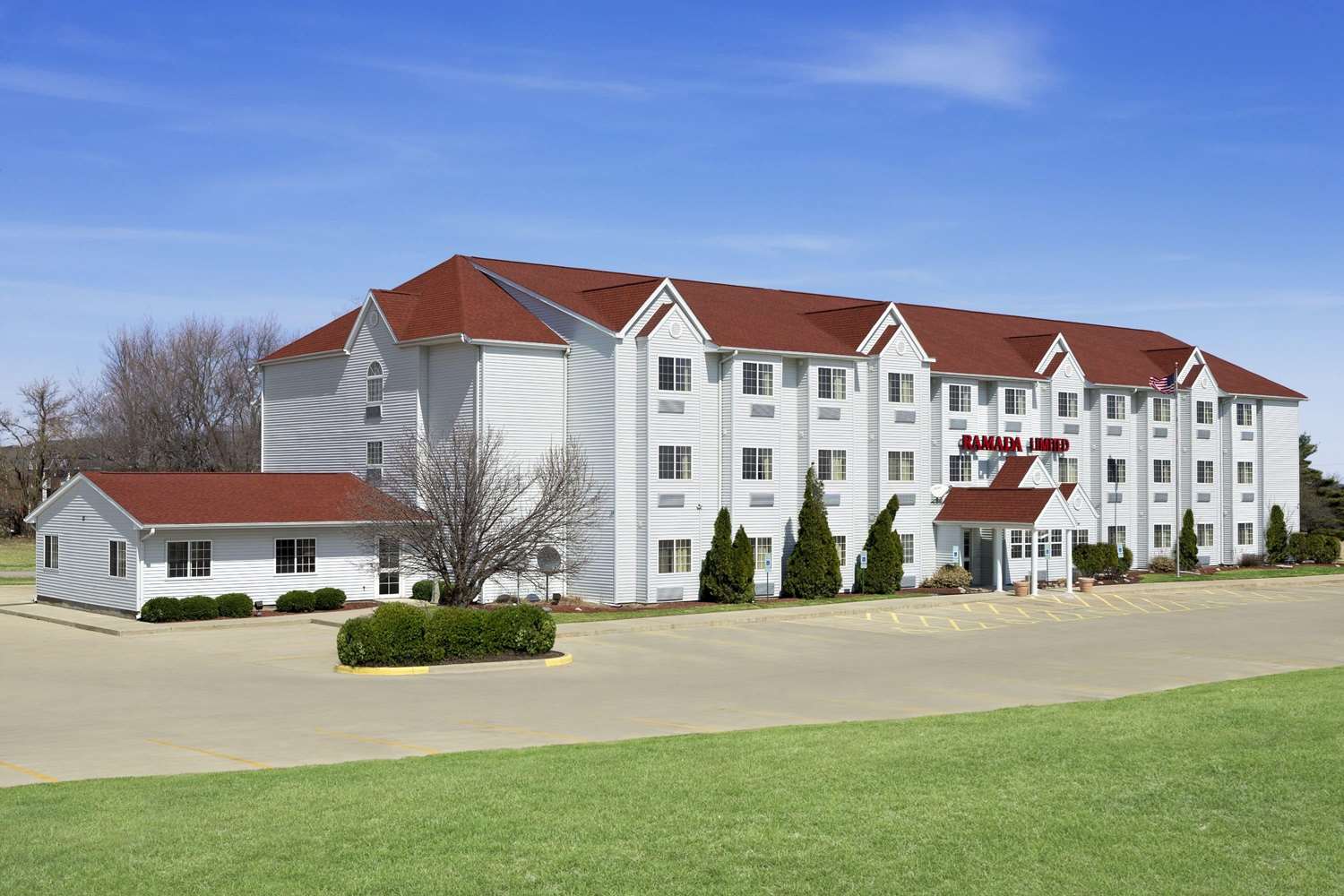 Ramada Limited Bloomington 26/30