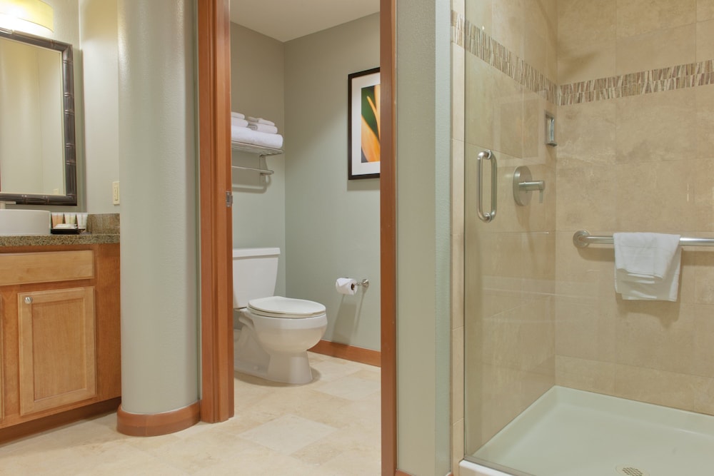 جناح بغرفتي نوم بمطبخ صغير، Club Wyndham At Waikiki Beach Walk 10/10