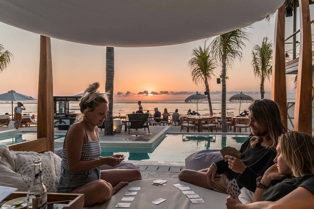 Ohana's Boutique Resort And Beach Lounge 17/50