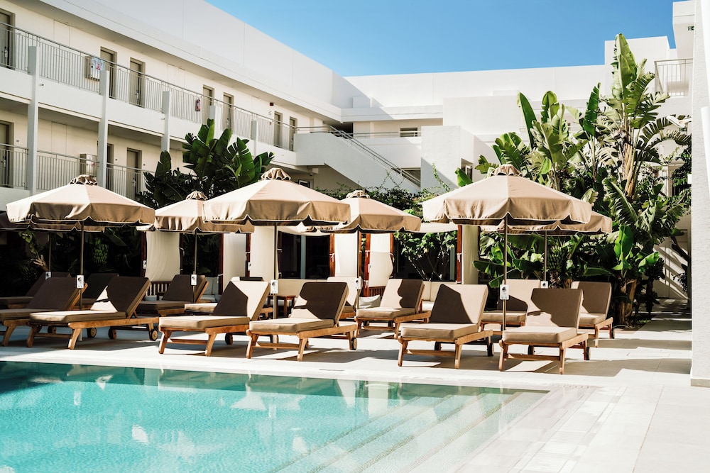 Nissi Park Hotel 13/70