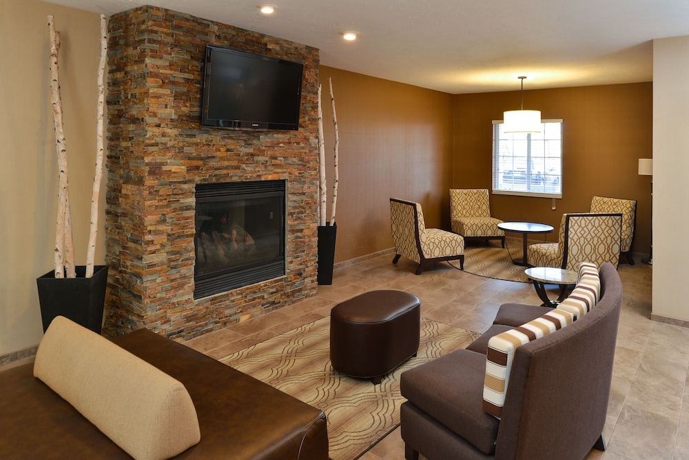 MainStay Suites Fargo - I-94 Medical Center 27/41