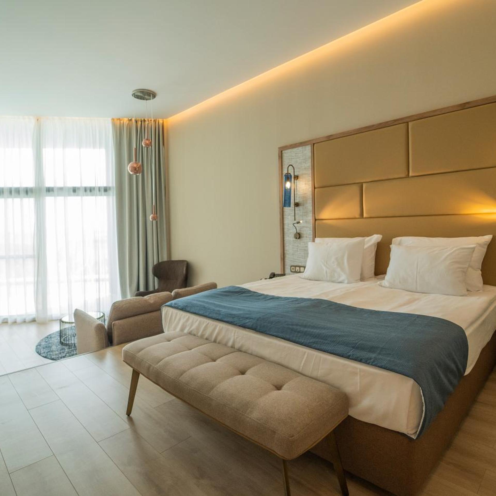 Premium, Lateral Side Sea View