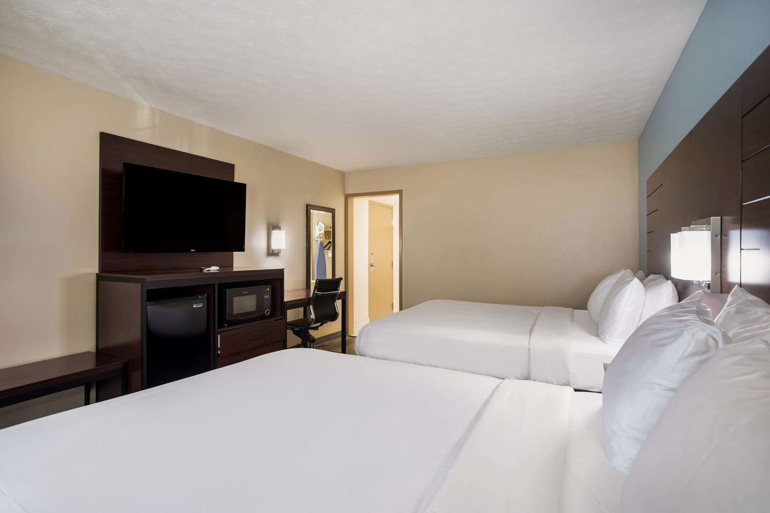 Room, 2 Queen Beds