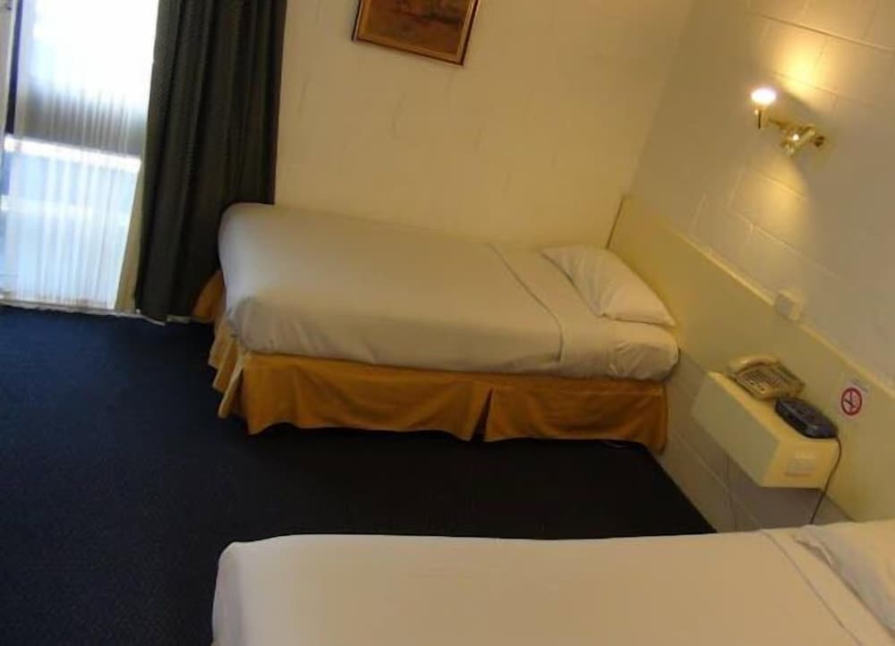 Pathfinder Motel 21/50