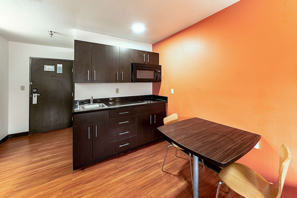 Motel6 Lebanon, IN 8/54