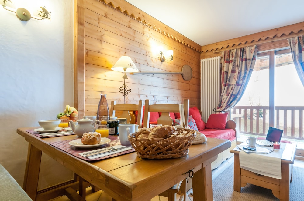 Residence Pierre and Vacances Premium Les Alpages de Chantel 83/88