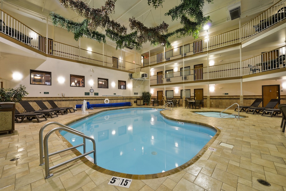 Motel6 Minot, ND 32/48