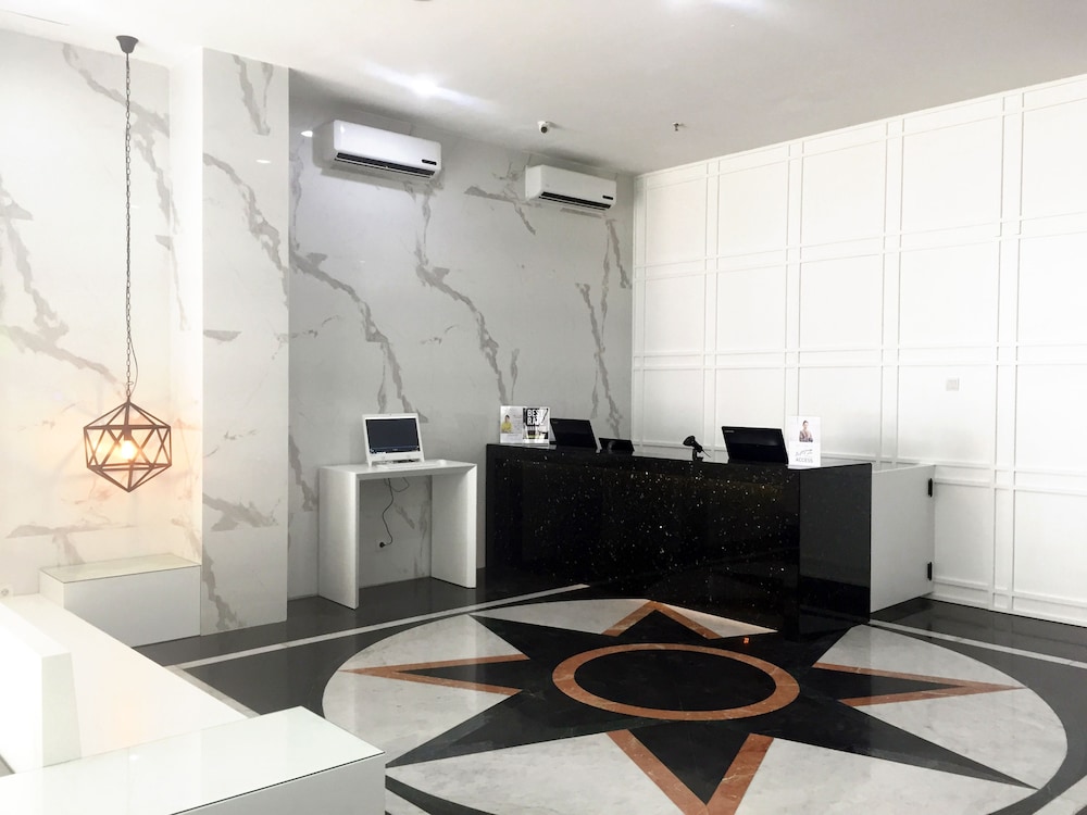 Whiz Hotel Falatehan Jakarta 12/57